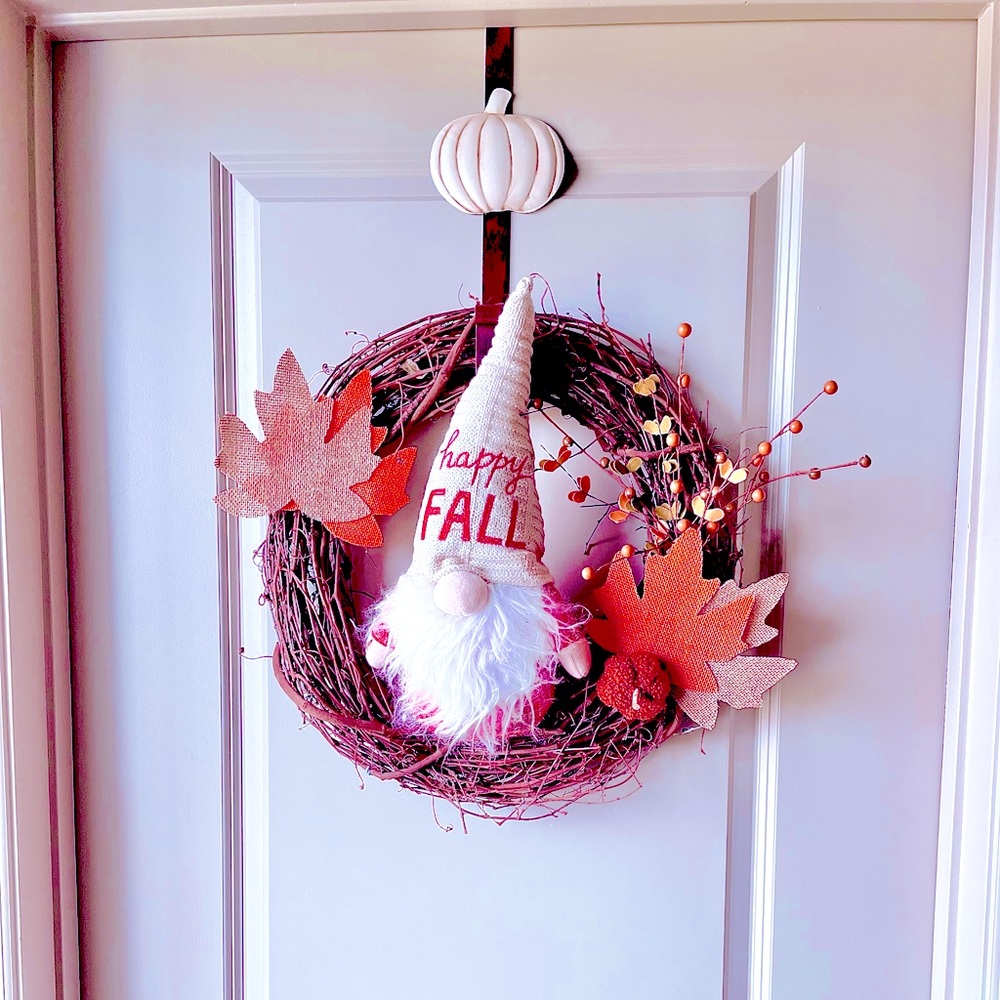 Fall 18” gnome happy fall wreath